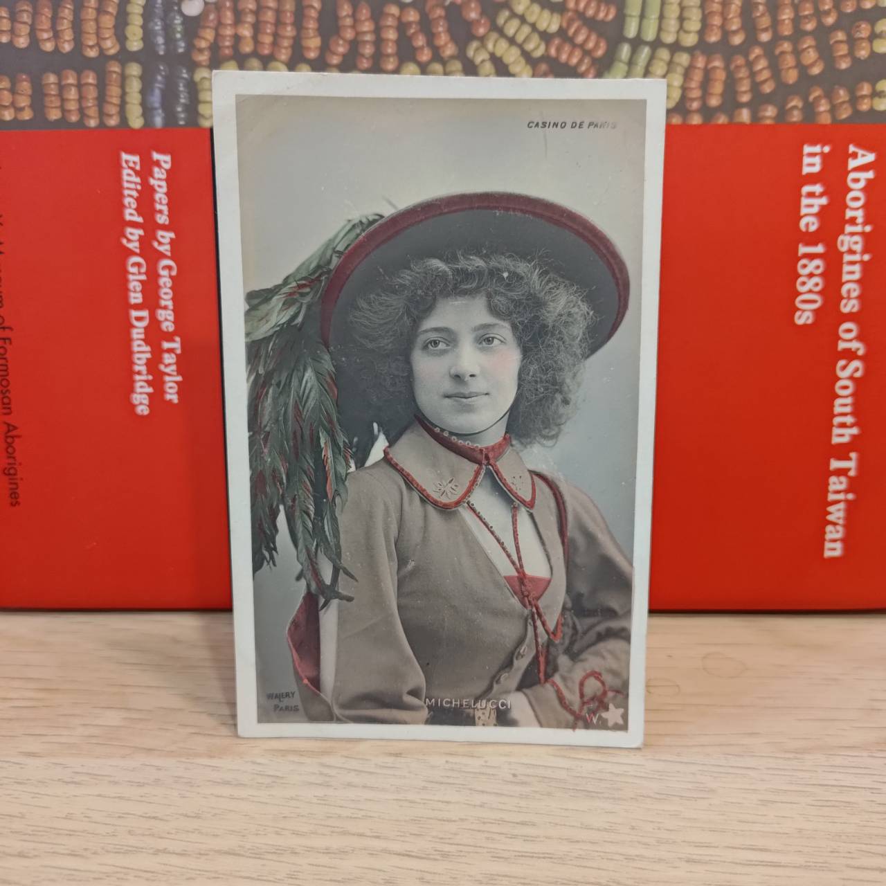 Michelucci - Casino de Paris Theatre star postcard / Michelucci－巴黎賭場劇院女星明信片